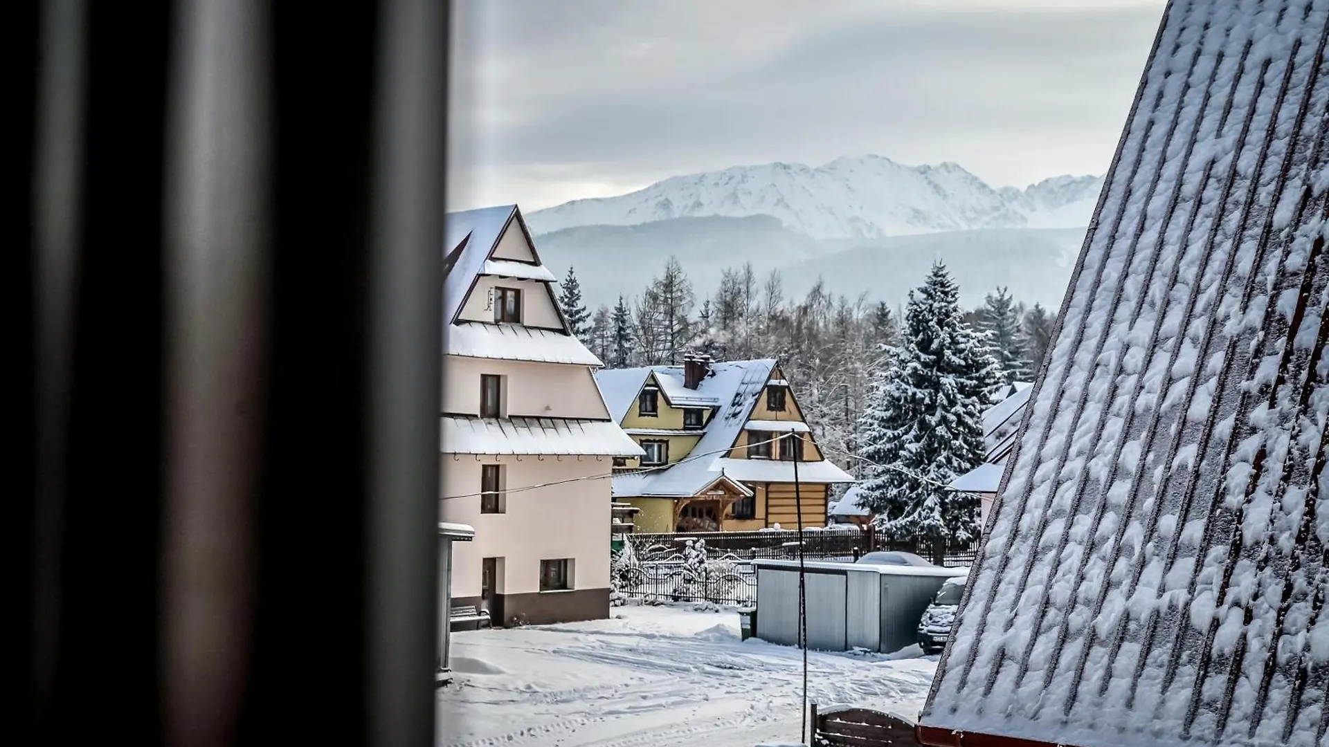 Tatarek Zakopane Bed and Breakfast 0*,