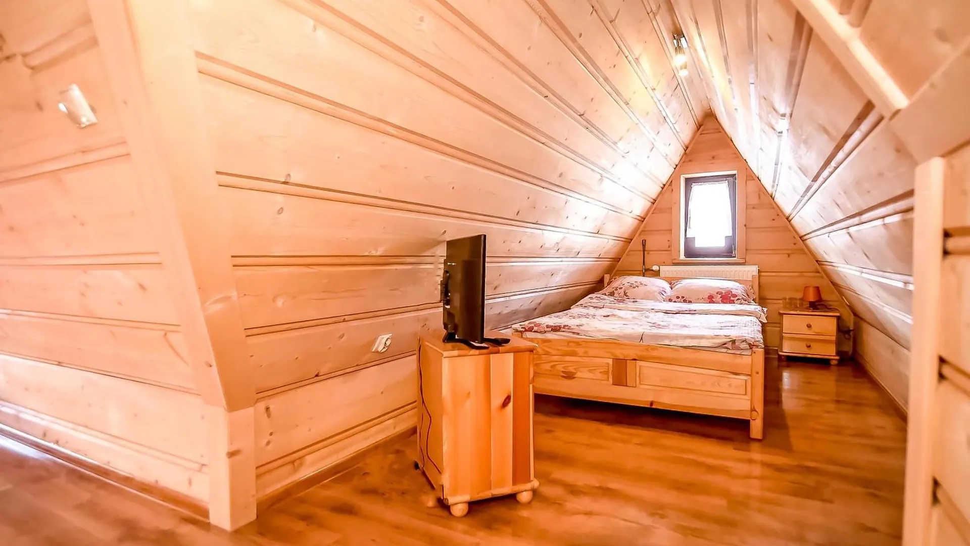 Tatarek Zakopane Bed and Breakfast 0*,